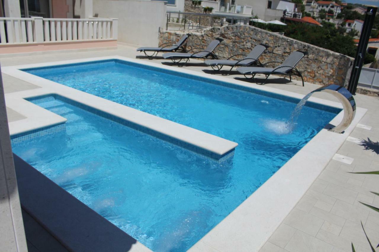 Villa Omazic Trogir Exterior photo
