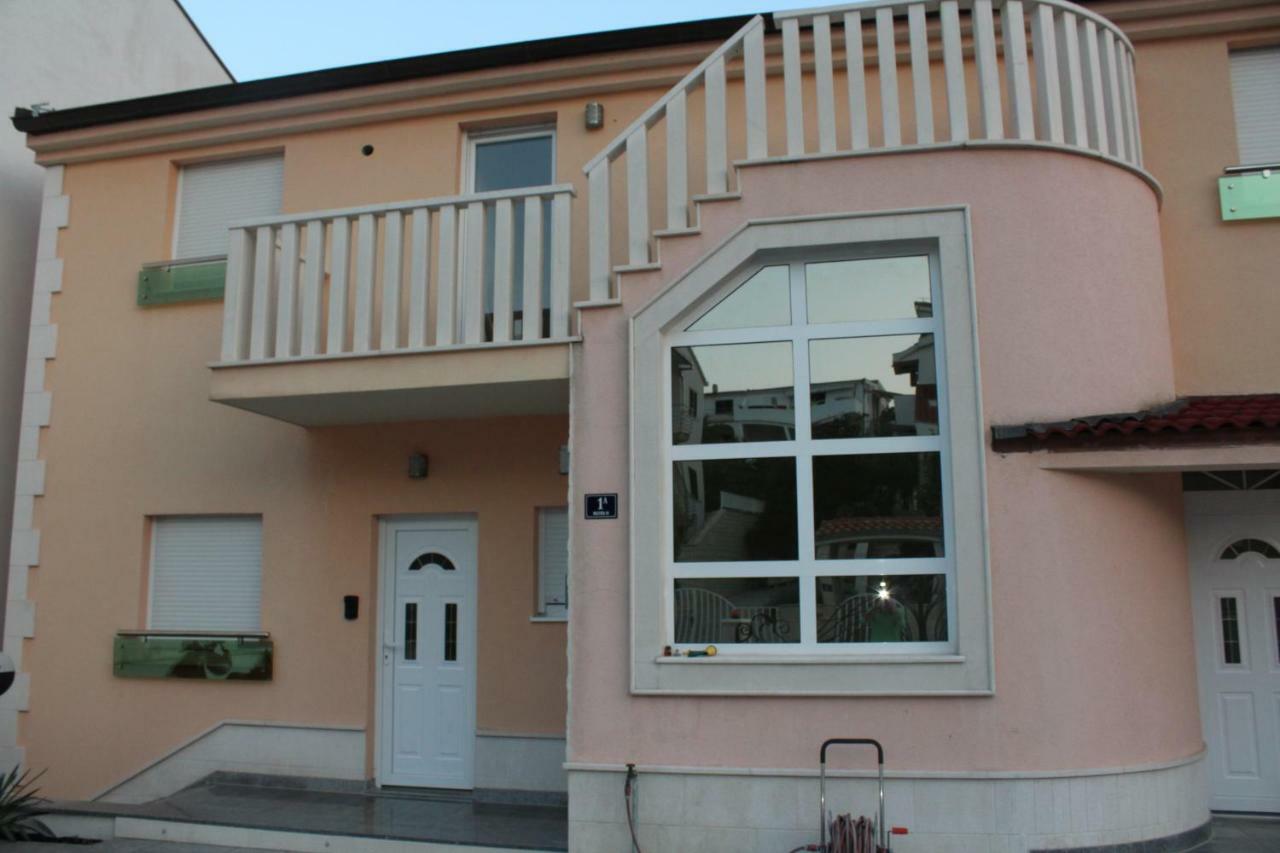 Villa Omazic Trogir Exterior photo